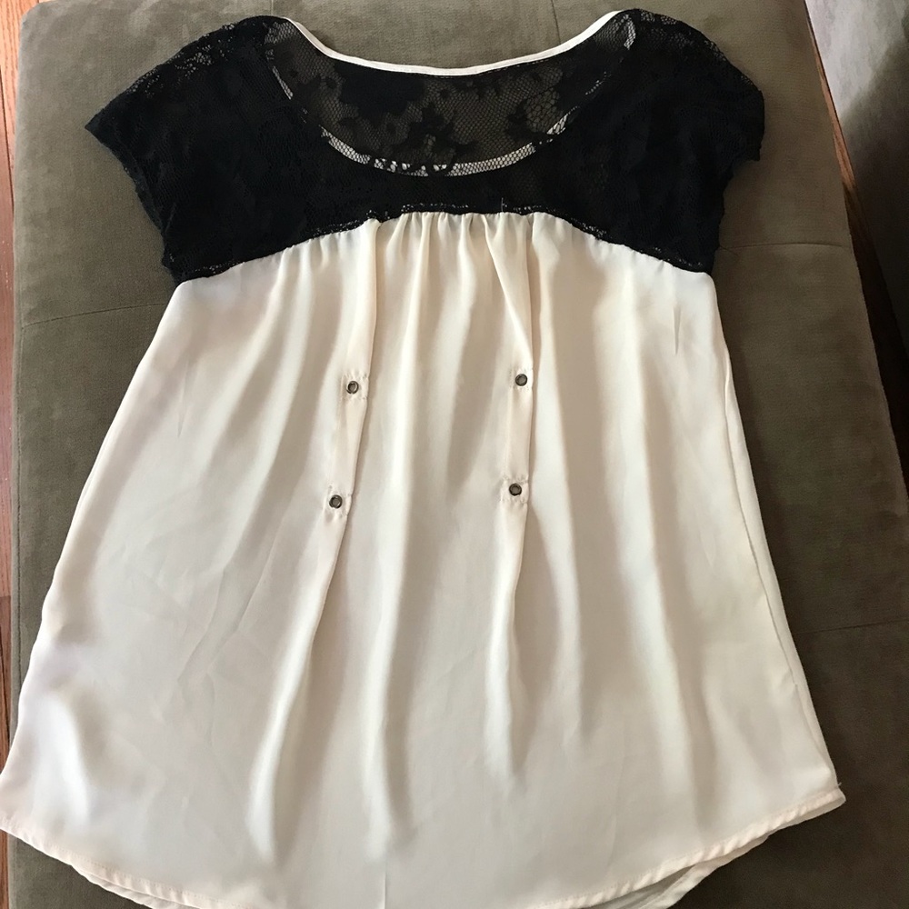 Charlotte Ruse Blouse - Picture 6 of 7